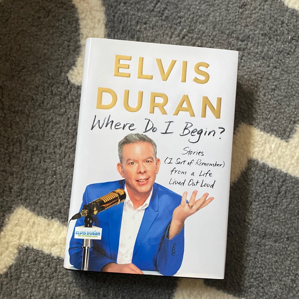 NEW Elvis Duran where do I begin book. Never read or used great condition. Z100
